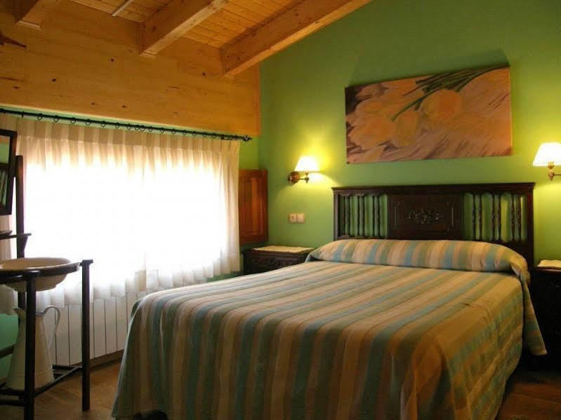 Casa Rural Patino Guest House Quintanas de Gormaz Exterior foto